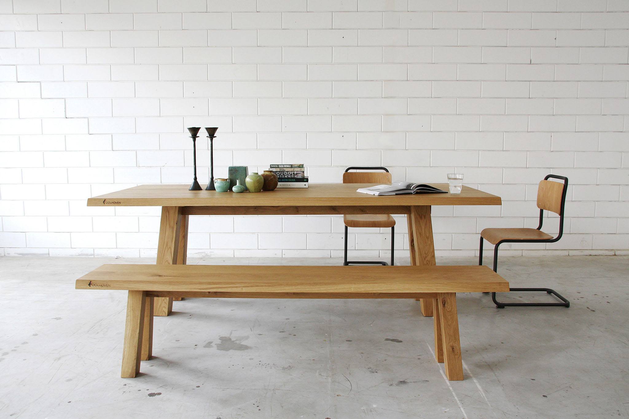 Jackie — Eettafel van Joeri Koolhoven